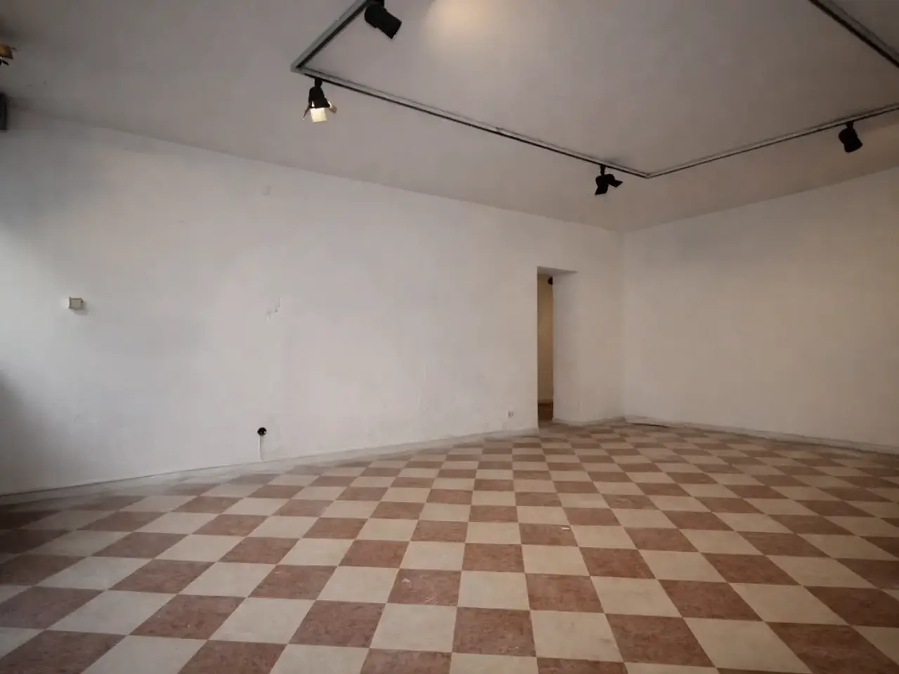 Negozio in Borgo Santa Lucia, 144, Vicenza, {3} - Foto 2