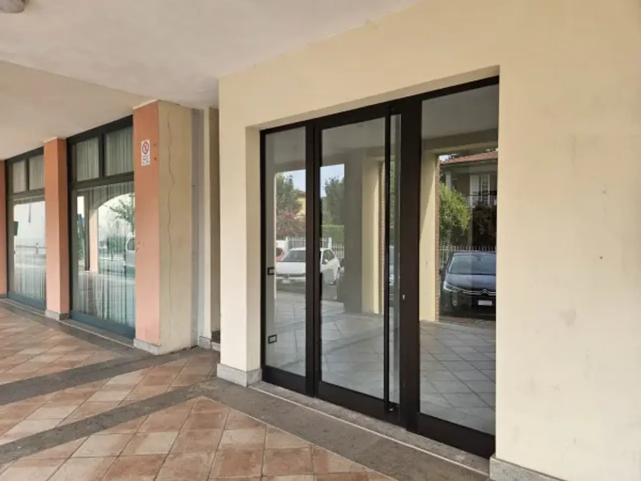 Negozio in Via San Carlo, Castel Rozzone, {3} - Foto 2
