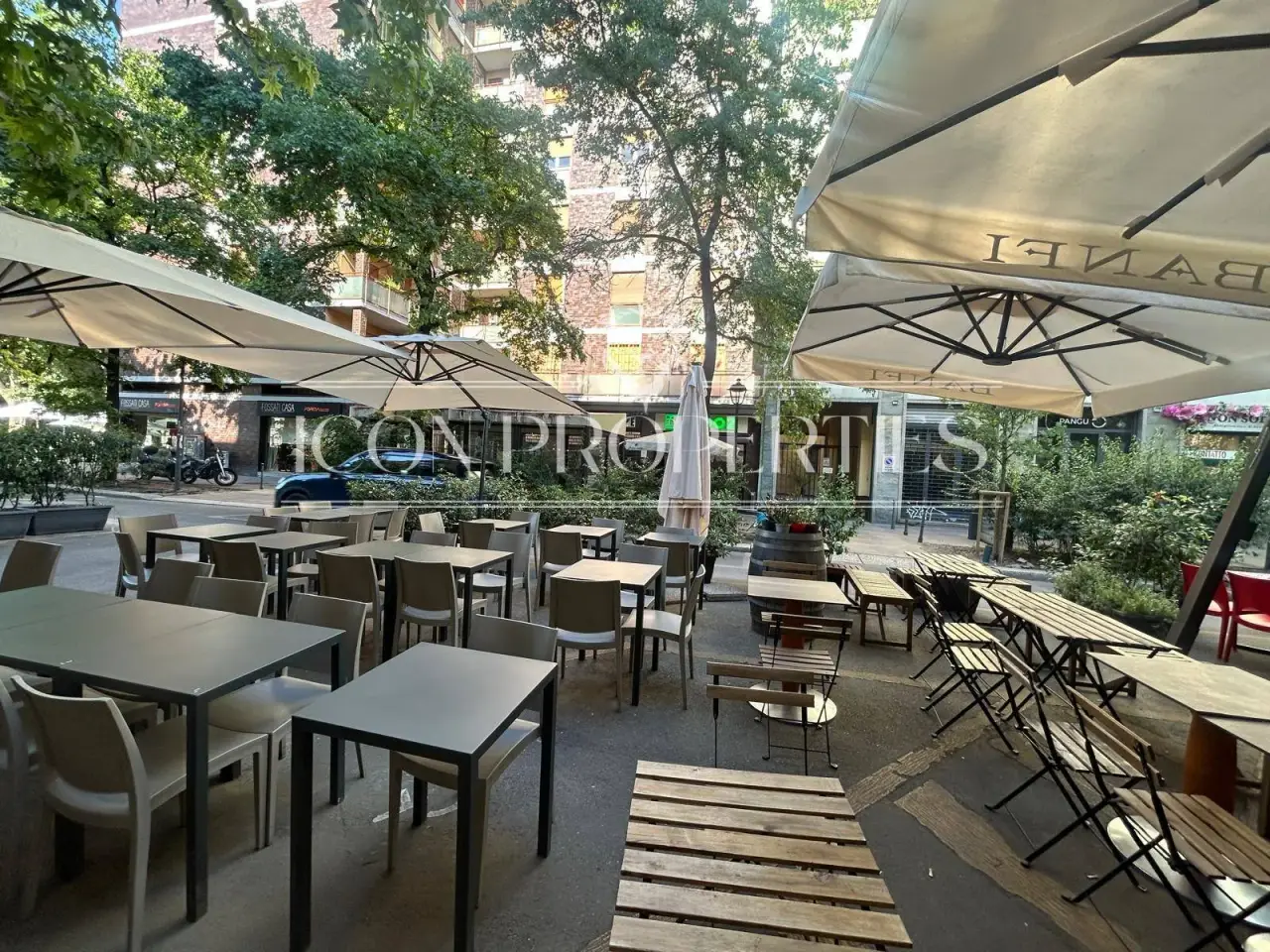 Negozio in Via Pietro Borsieri 41, Milano, {3} - Foto 2
