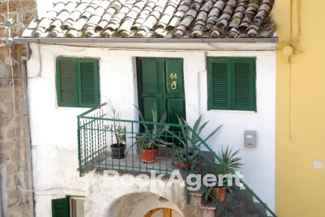 2-room flat in Via della Concia 64, Soriano nel Cimino - Photo 1