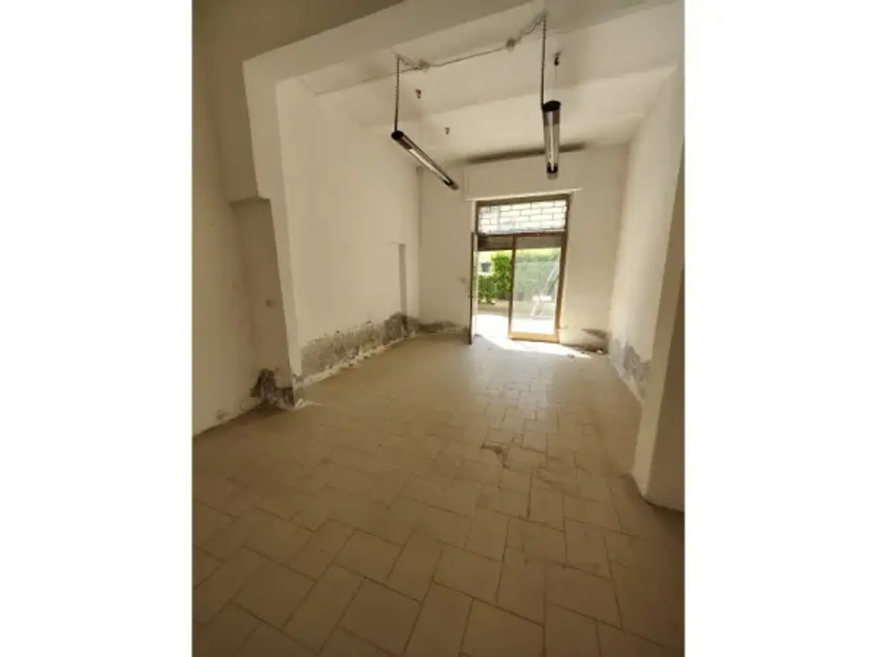 Negozio in , Laterina Pergine Valdarno, {3} - Foto 1