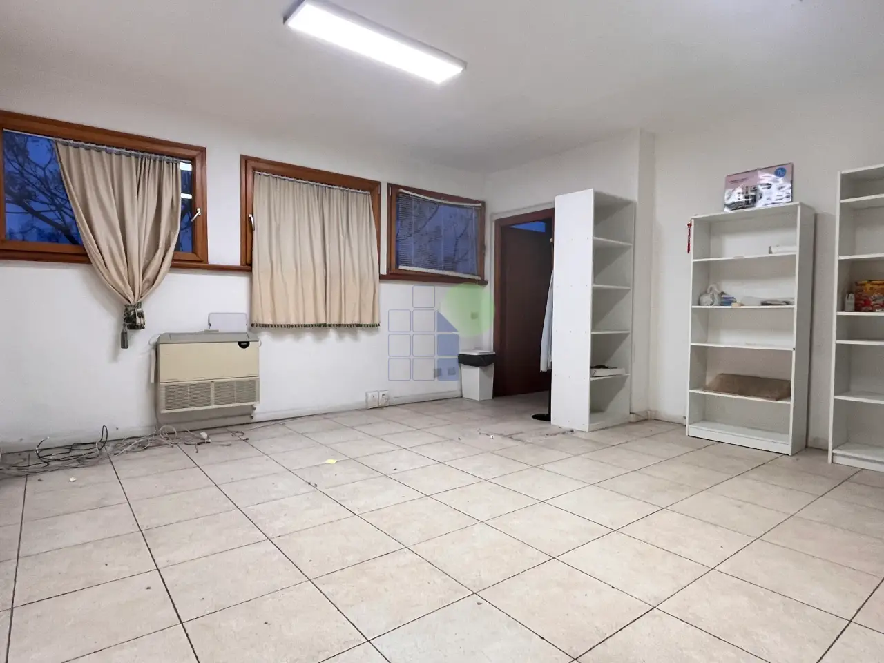 Ufficio in Via l. da Vinci 36, Livorno, {3} - Foto 2