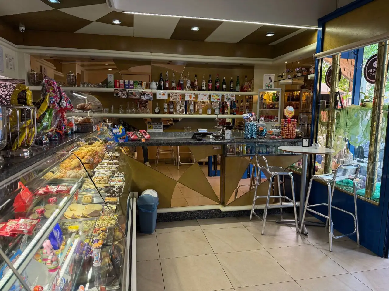 Negozio in , Verona, {3} - Foto 1