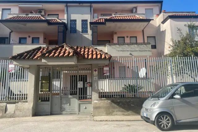 Quadrilocale in Via Palmiro Toglietti 20, Frignano - Foto 1