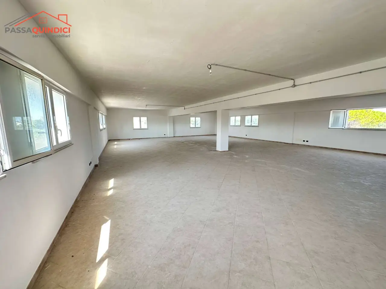 Palazzina commerciale in Via Giuseppe Fanelli  268, Bari, {3} - Foto 1