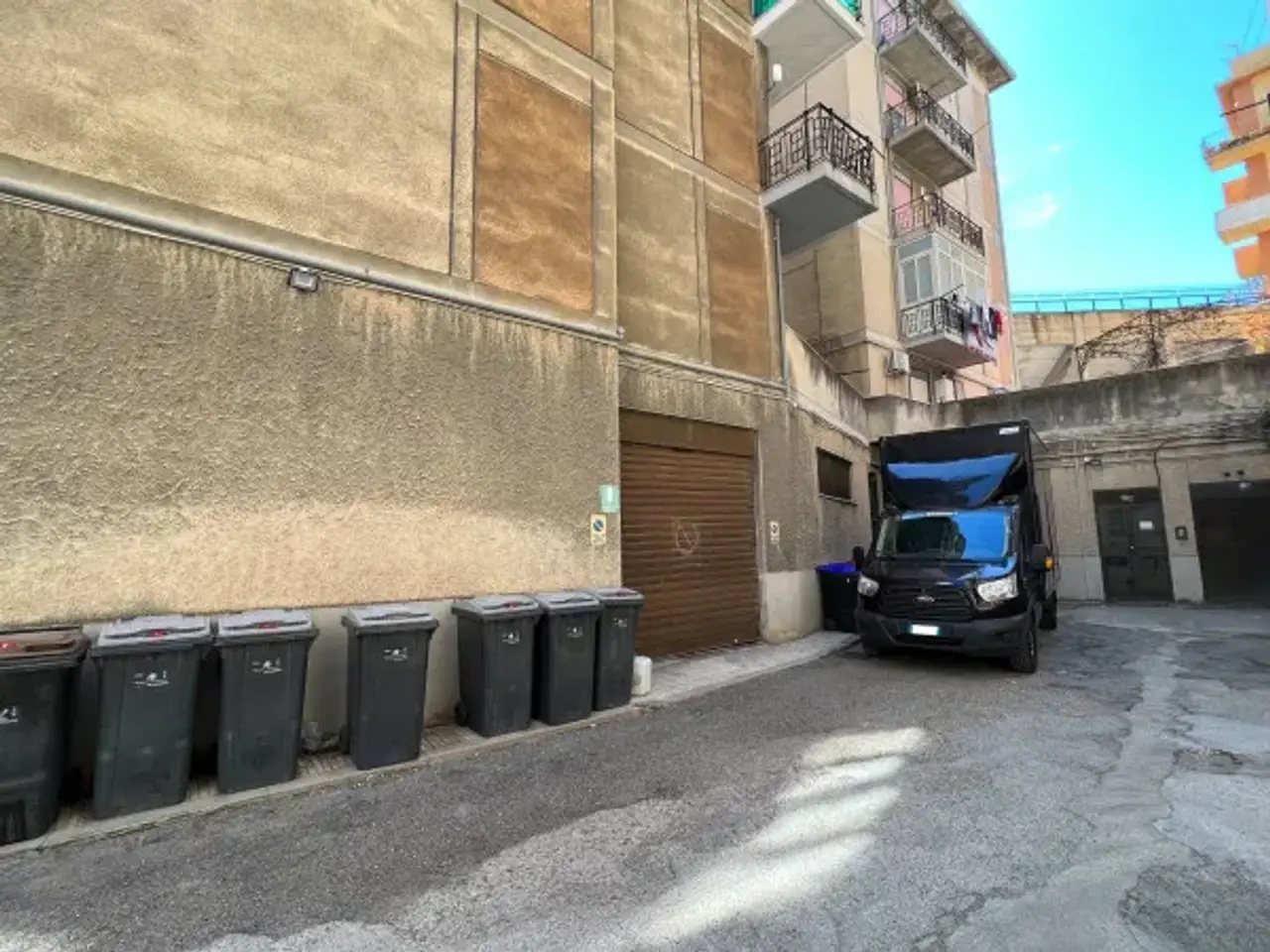 Negozio in Via Oreto 3, Messina, {3} - Foto 1