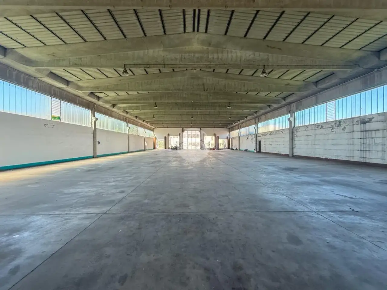 Capannone in Via Codisotto 108, Viadana, {3} - Foto 1