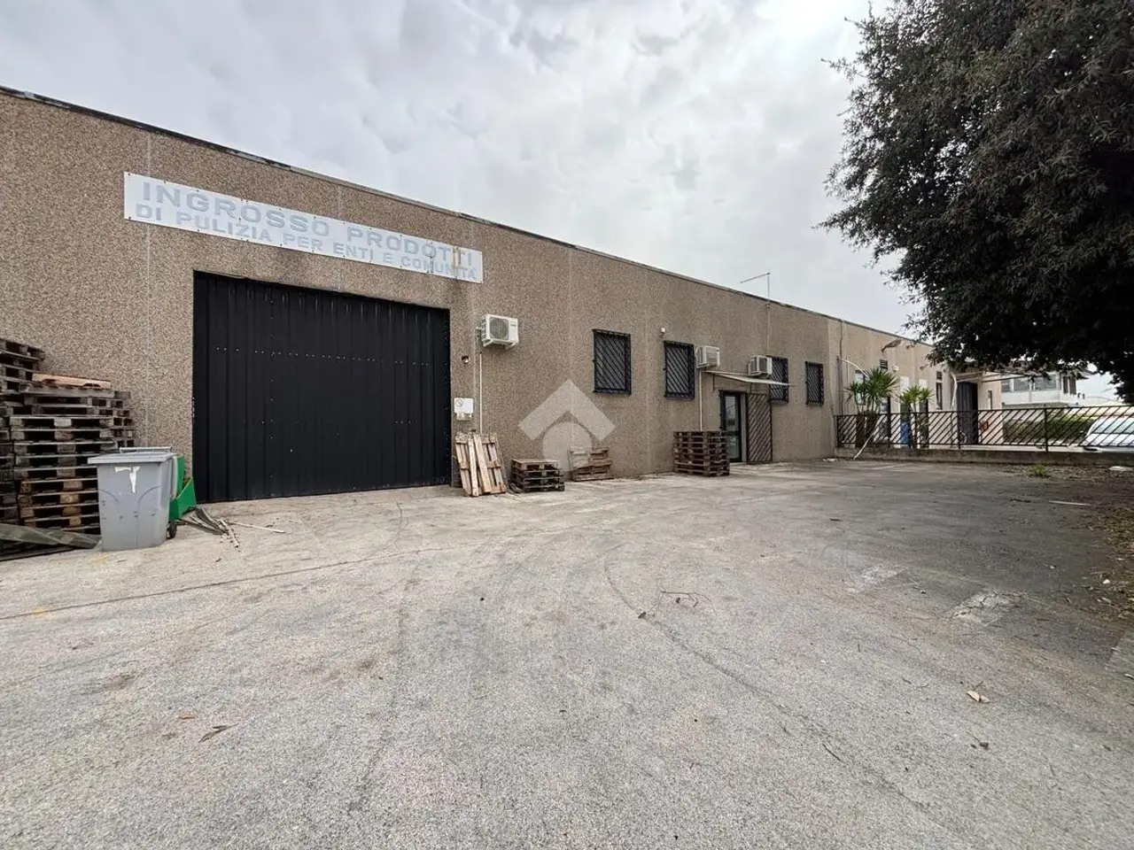 Magazzino in Via Enzo Ferrari 20, Sabaudia, {3} - Foto 2