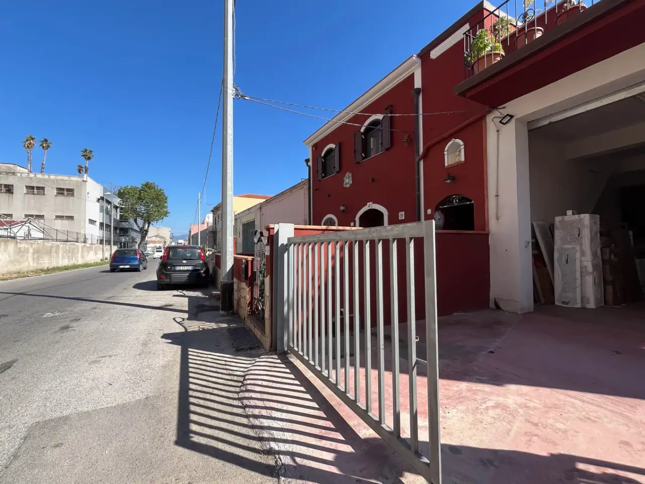 Magazzino in Via Acqueviole 12, Milazzo, {3} - Foto 1