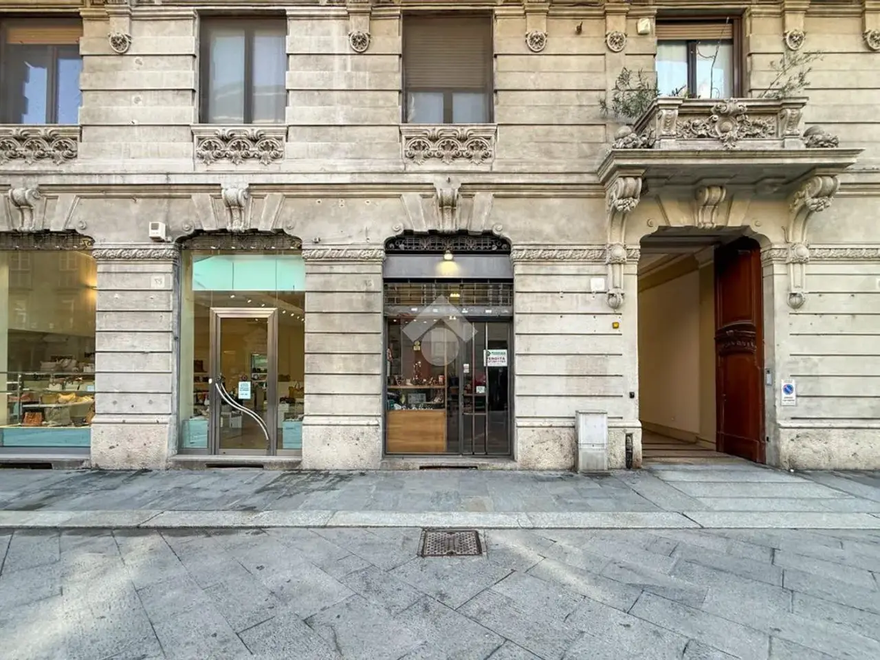 Negozio in Via Camillo Benso Cavour 5, Piacenza, {3} - Foto 1