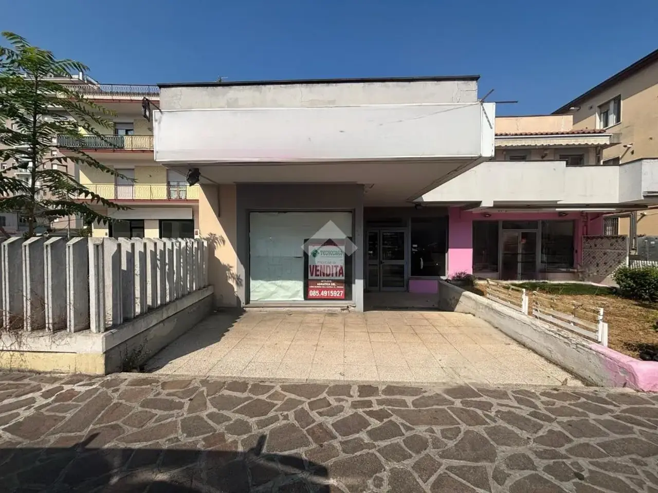 Negozio in C.So Umberto I 541, Montesilvano, {3} - Foto 1