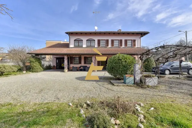 Detached house in Strada Provinciale Pavia 66, Alessandria - Photo 1