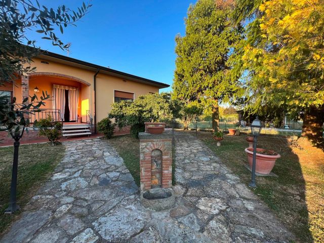 Villa in Via dei Gianni, Lucca - Foto 1