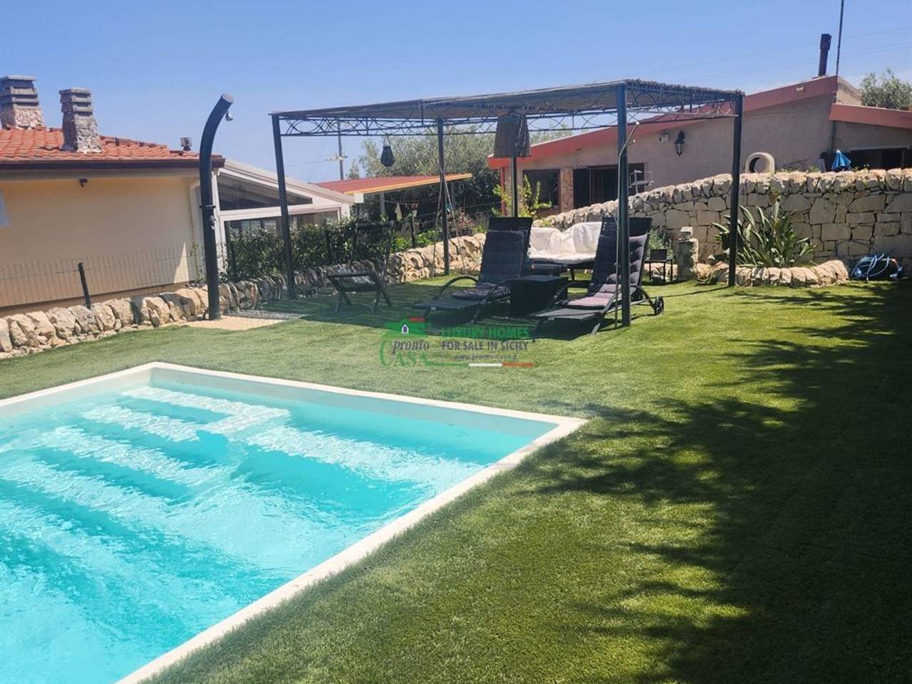 casa indipendente in vendita a Ragusa in zona Ragusa Centro