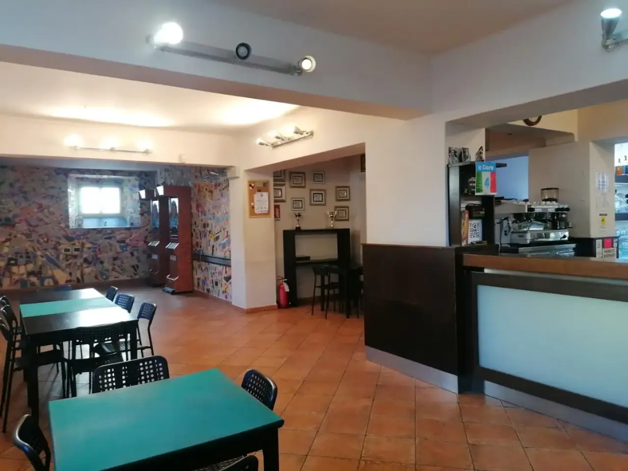 Locale commerciale in , Carrara, {3} - Foto 1