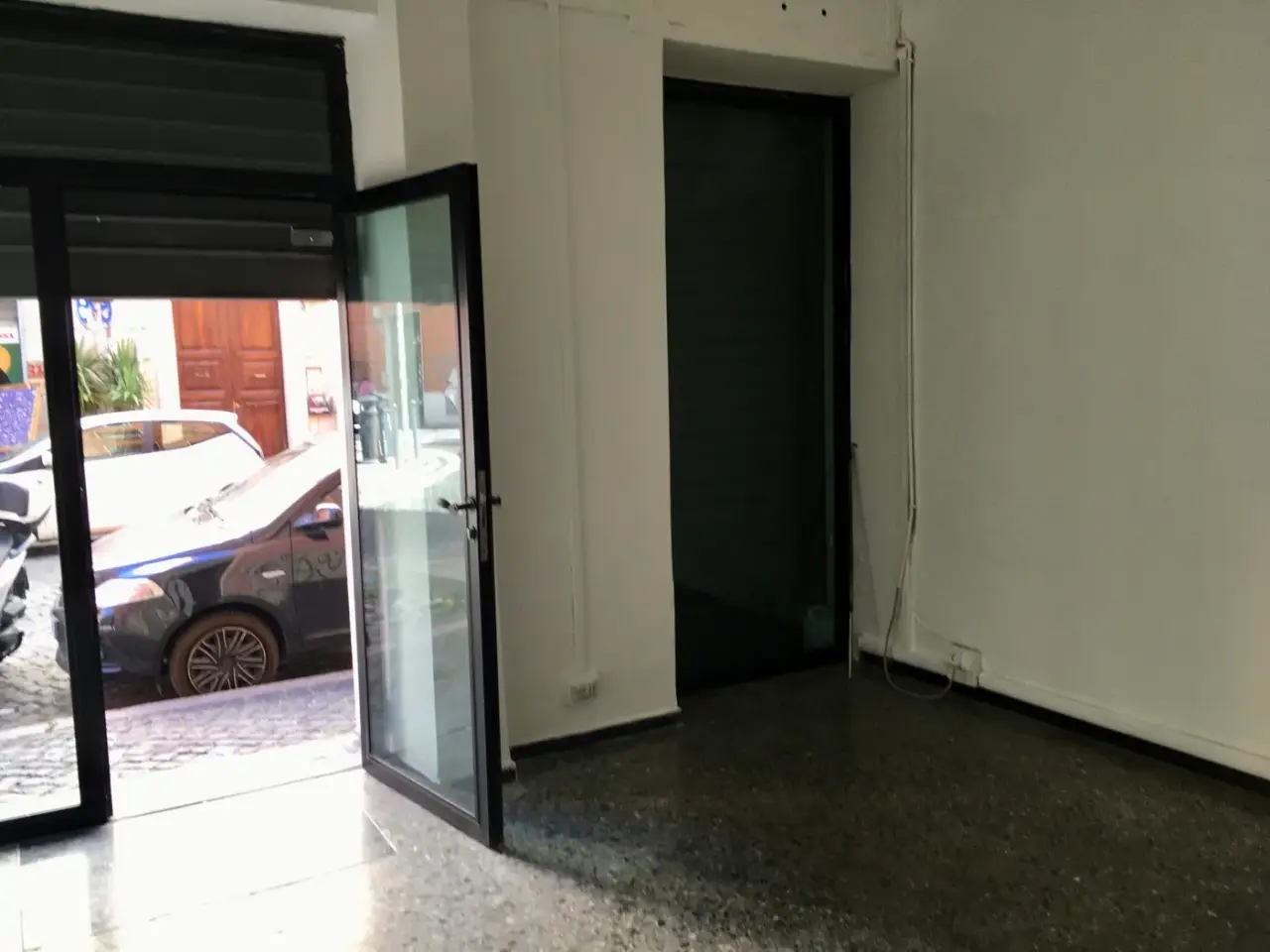 Negozio in Via dei Volsci, Roma, {3} - Foto 2