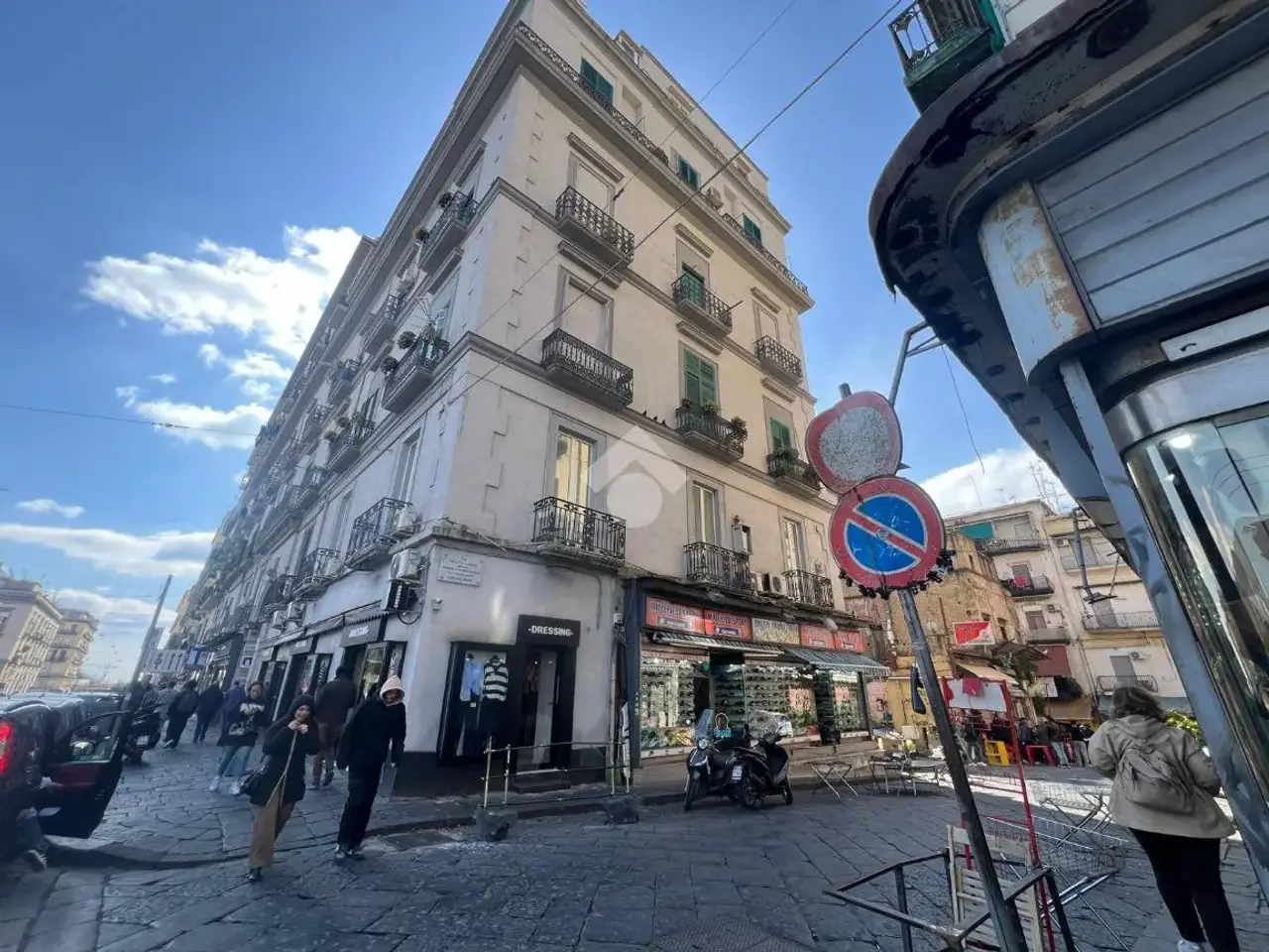 Negozio in Via Giacomo Savarese, Napoli, {3} - Foto 1