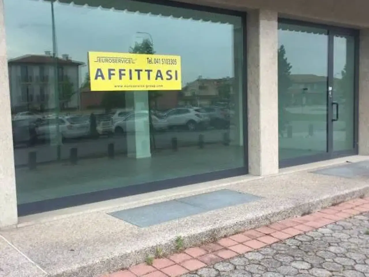 Locale commerciale in , Pianiga, {3} - Foto 1