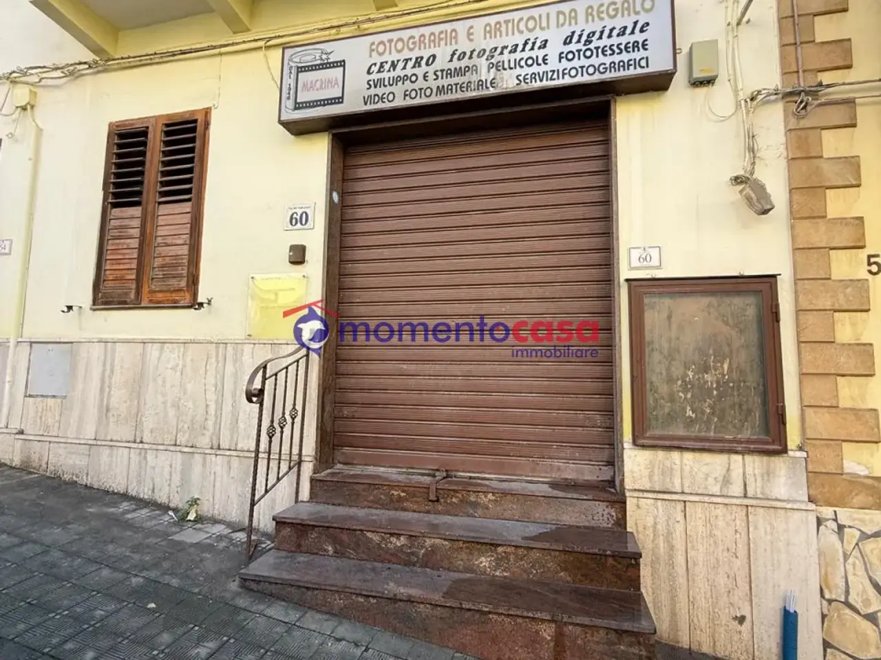 Negozio in Via del Salvatore 60, Reggio Calabria, {3} - Foto 2