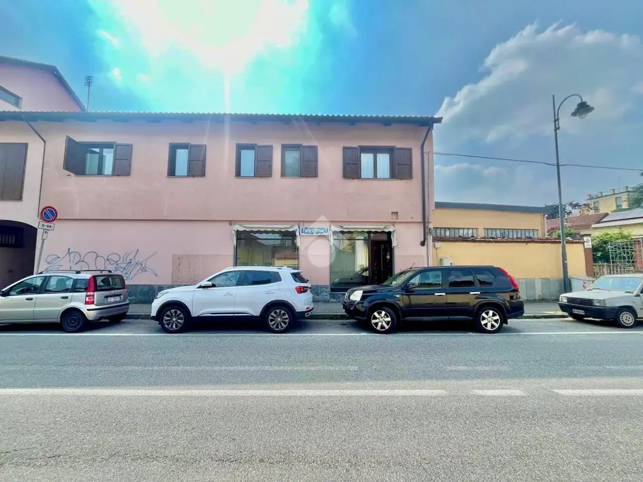 Negozio in Via Generale Giuseppe Perotti 98, Grugliasco, {3} - Foto 2