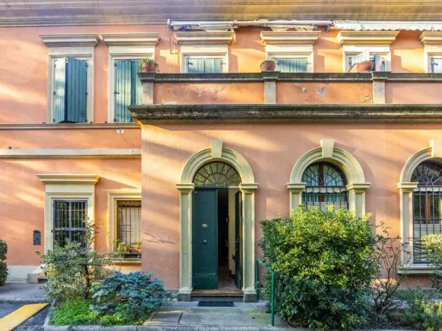 Mansion in Via Anna Frank, Bologna - Photo 1