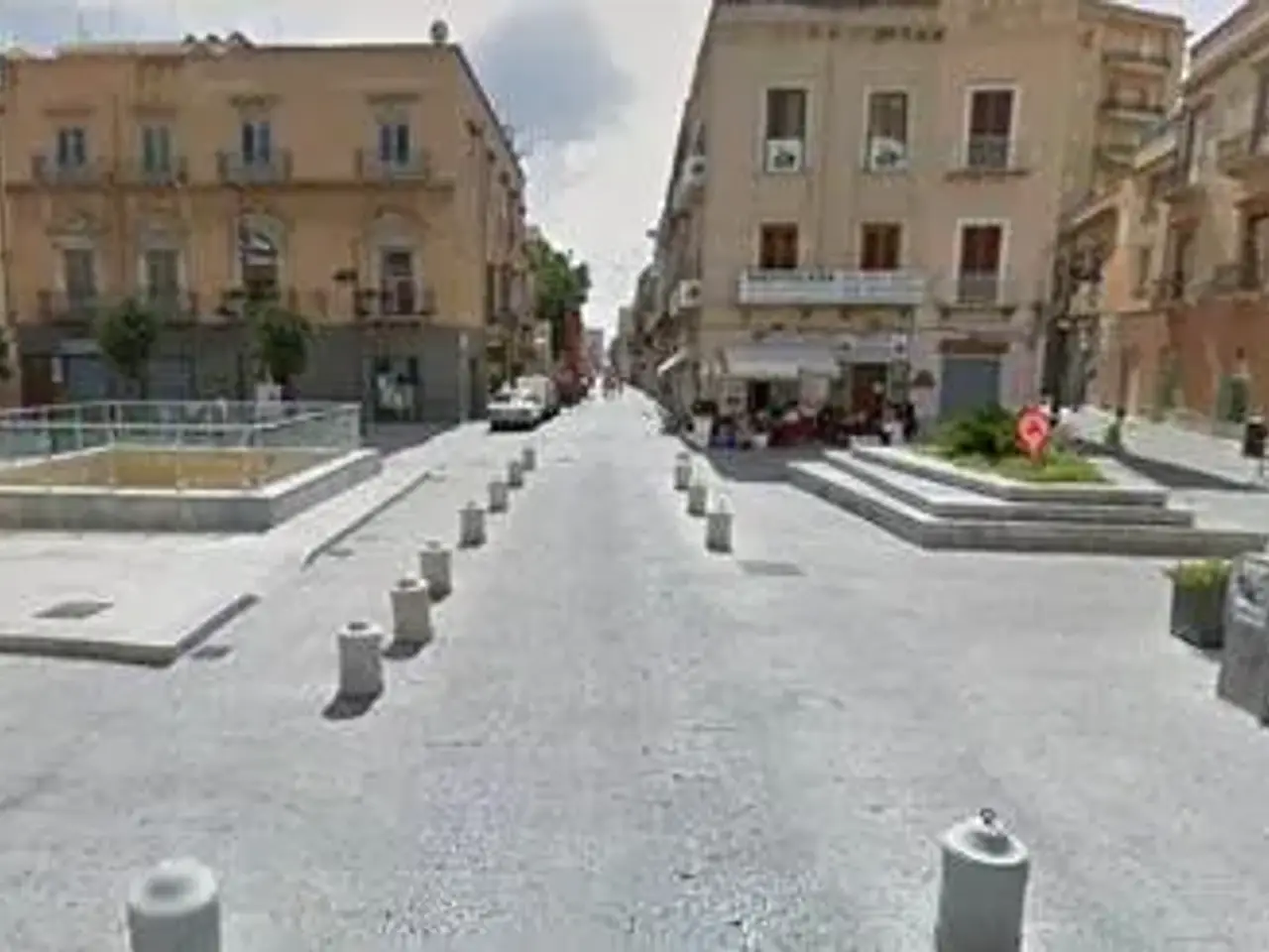 Negozio in Piazza G. Matteotti , Marsala (Tp), Marsala, {3} - Foto 1