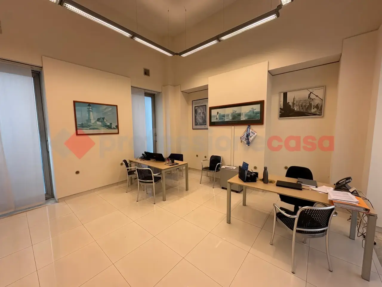 Negozio in Corso Trieste 168, Caserta, {3} - Foto 2