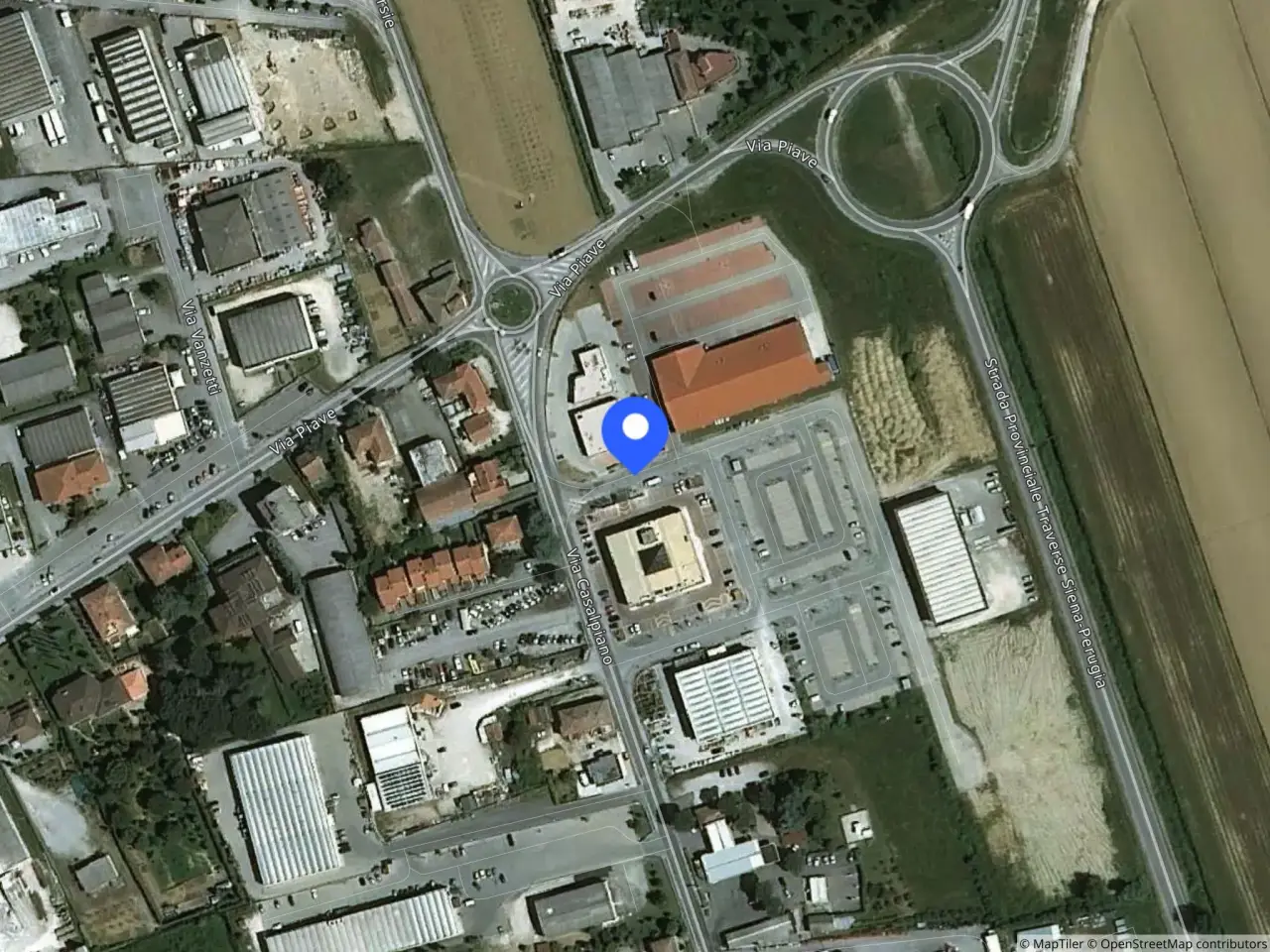 Negozio in Via Pasquale Moscadelli, 53048 Sinalunga Si, Italia 53048, Sinalunga, {3} - Foto 2