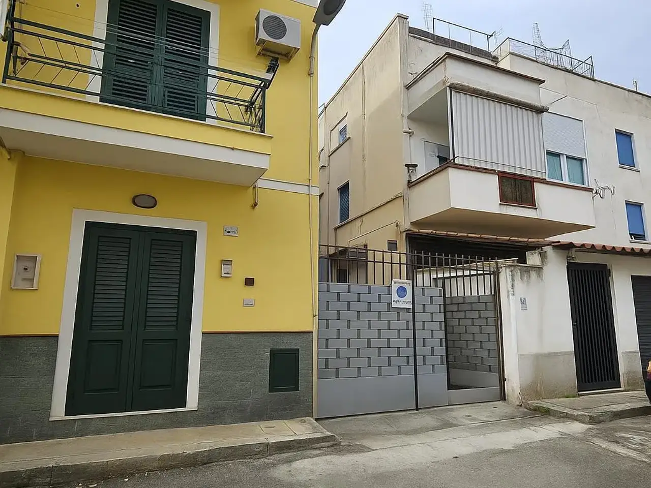 Magazzino in Vicolo Buffa  Snc, Palermo, {3} - Foto 1