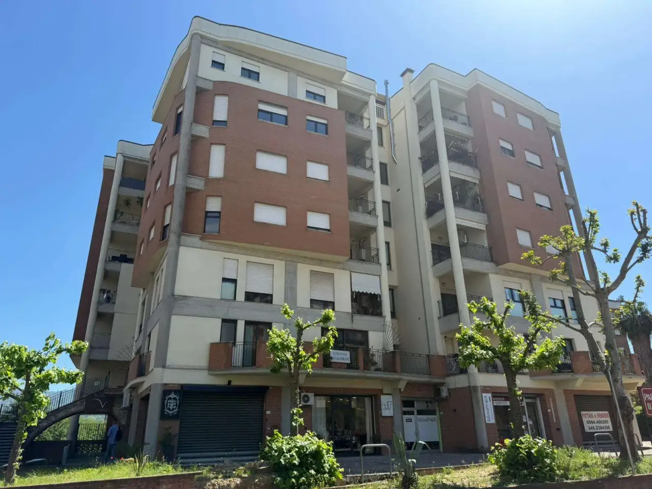 Negozio in Via Crati, Rende, {3} - Foto 2
