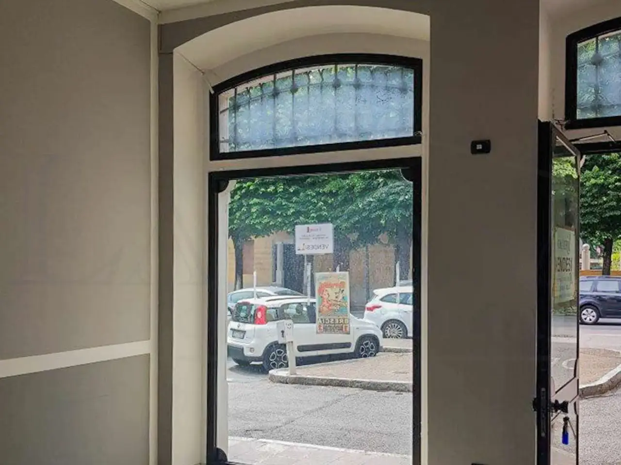 Negozio in Via Calatafimi Snc, Brescia, {3} - Foto 1