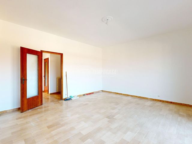 Vierzimmerwohnung in Via Giovanni Piumati 98, Bra - Foto 1