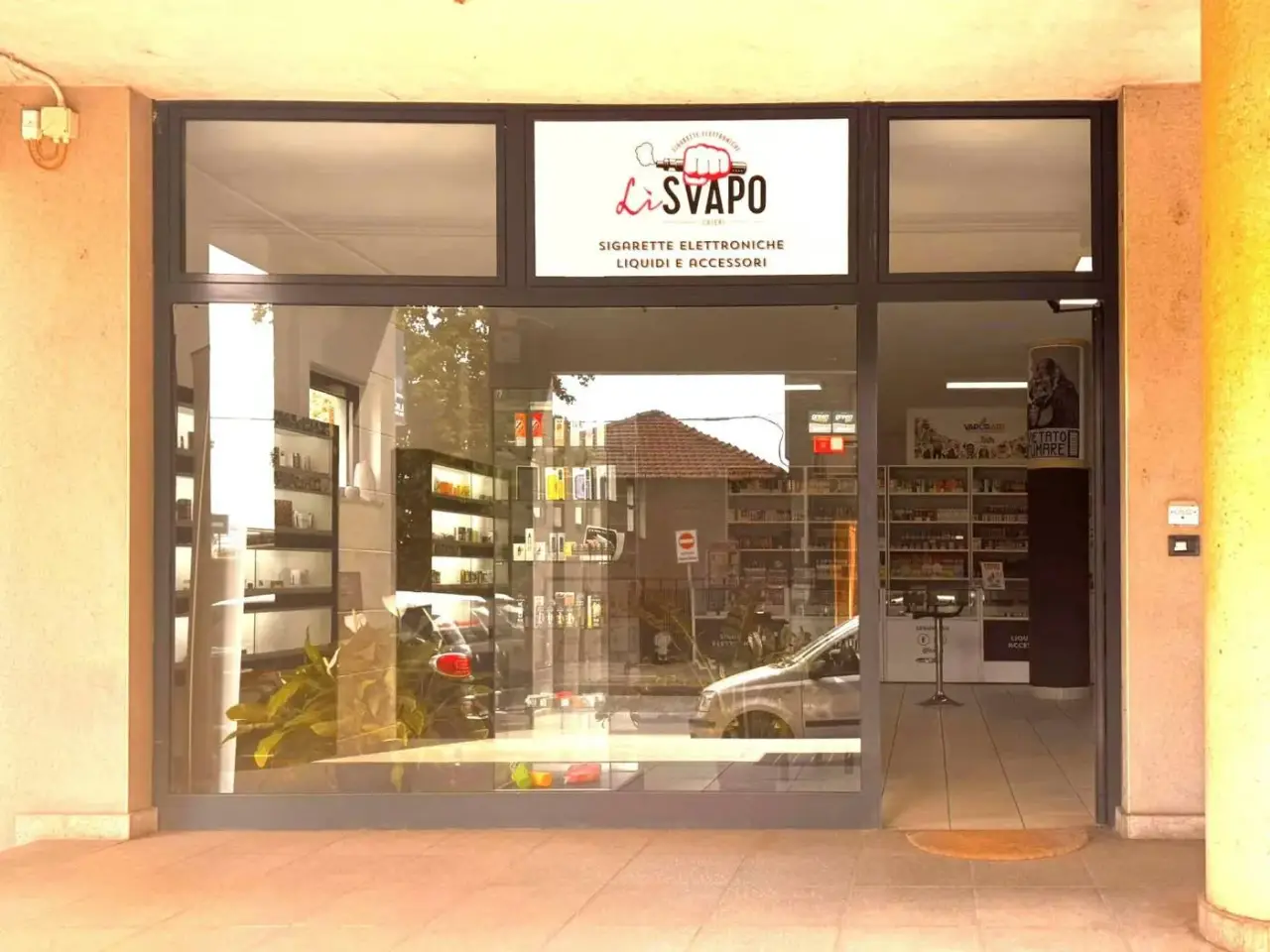 Locale commerciale in Via Roma 12 Chieri, Chieri, {3} - Foto 1