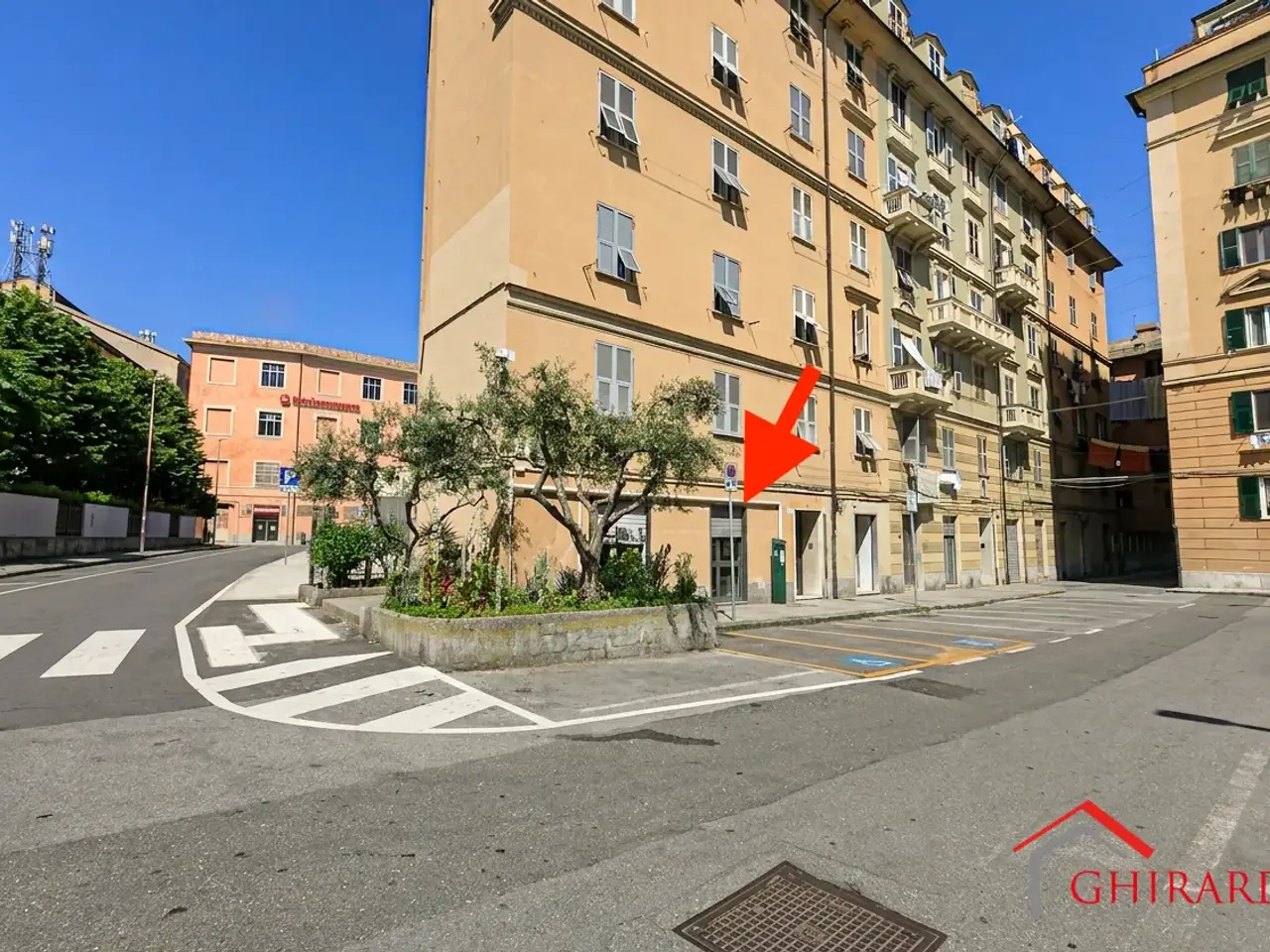 Palazzina commerciale in Via Tomaso Grossi 25r, Genova, {3} - Foto 1