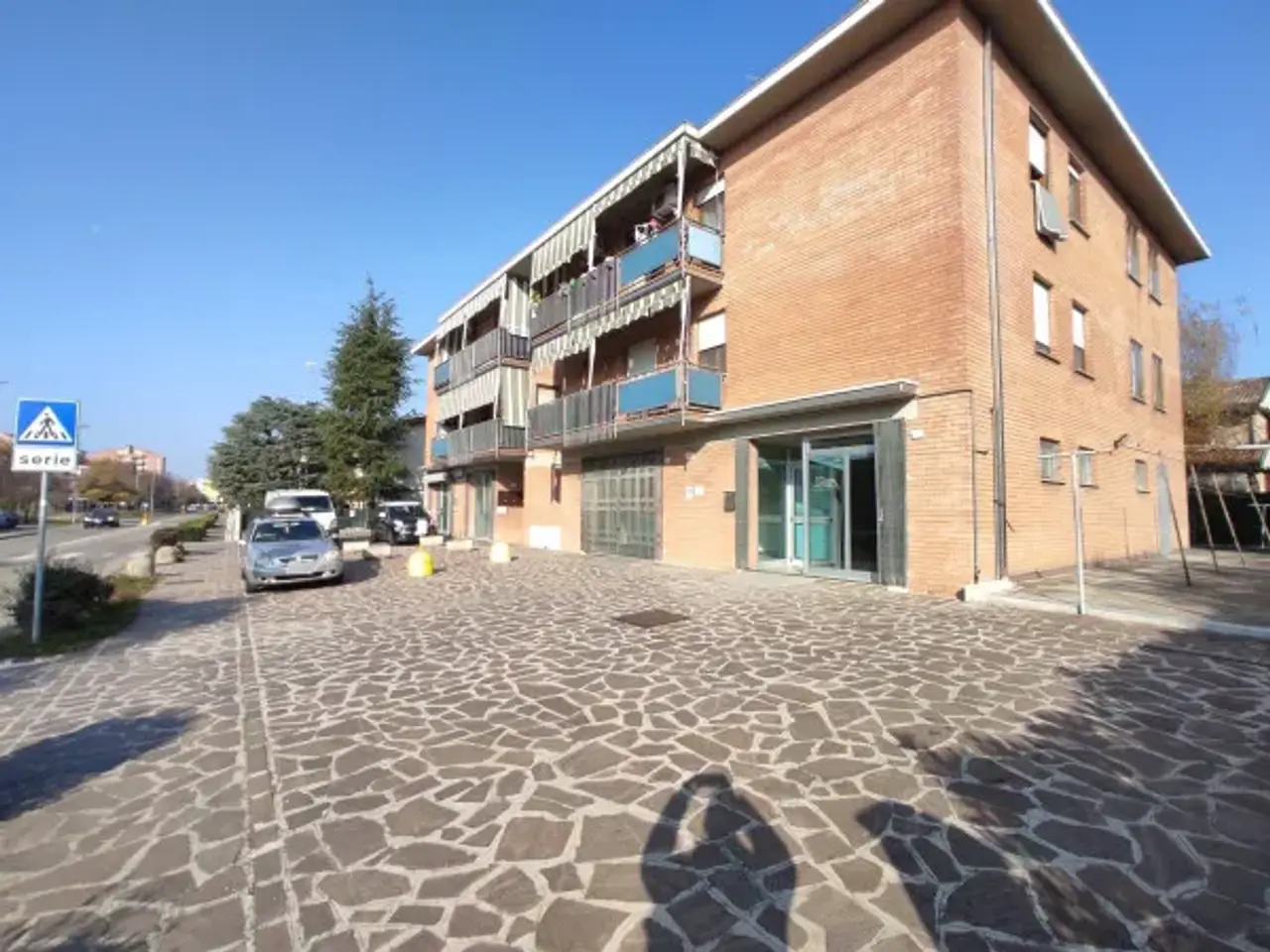 Negozio in Via Ramazzini 19, Carpi, {3} - Foto 2