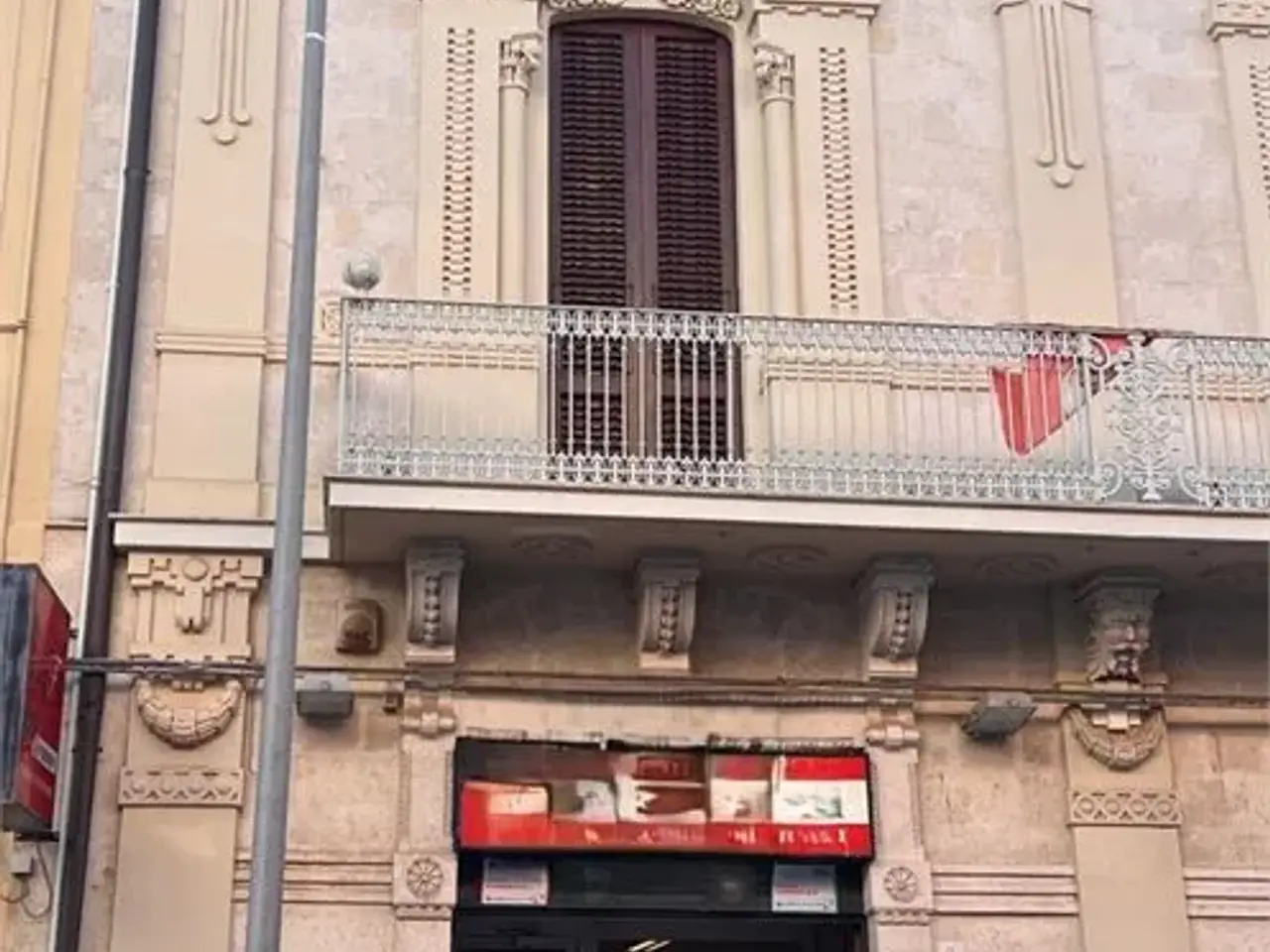 Negozio in , Capurso, {3} - Foto 1