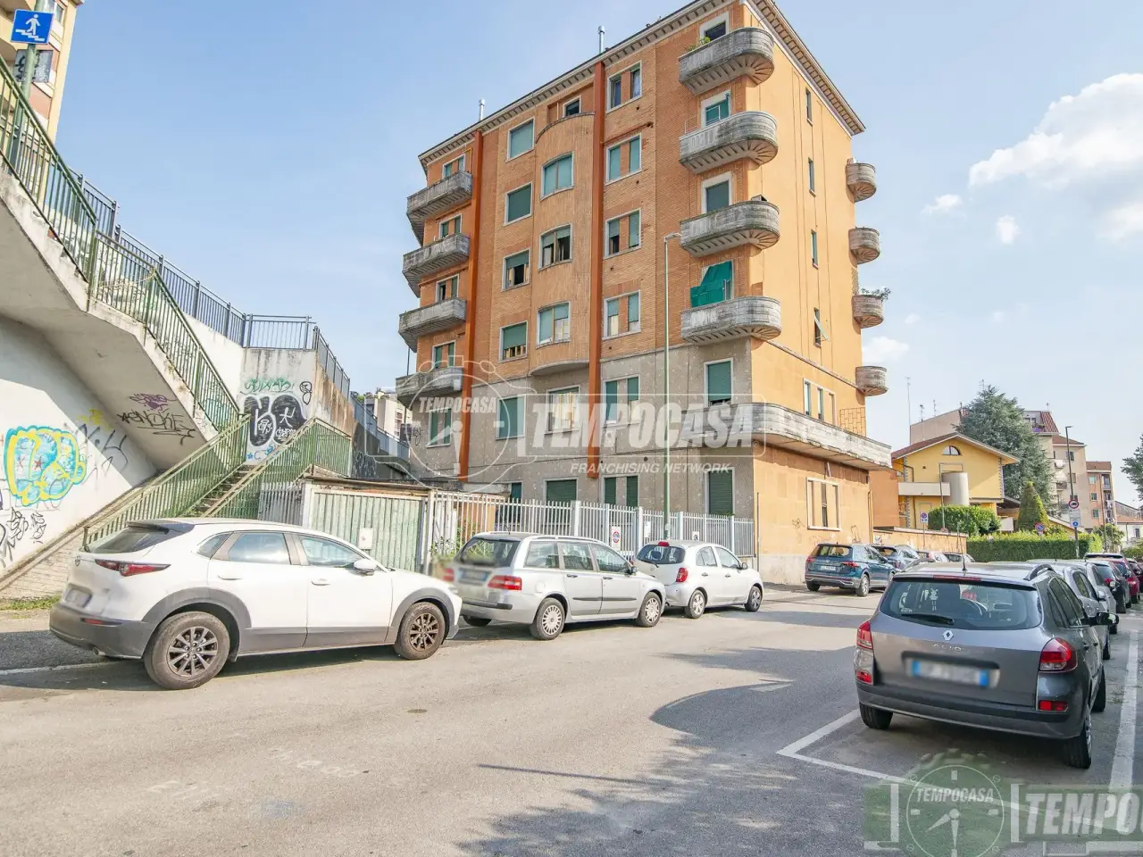 Magazzino in Via Rodolfo Camagni 128, Sesto San Giovanni, {3} - Foto 1