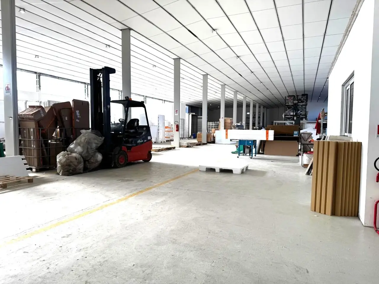 Capannone in Via delle Industrie, Broccostella, {3} - Foto 1