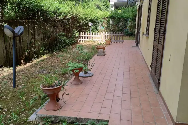 2-room flat in Via IV Novembre, Cecina - Photo 1