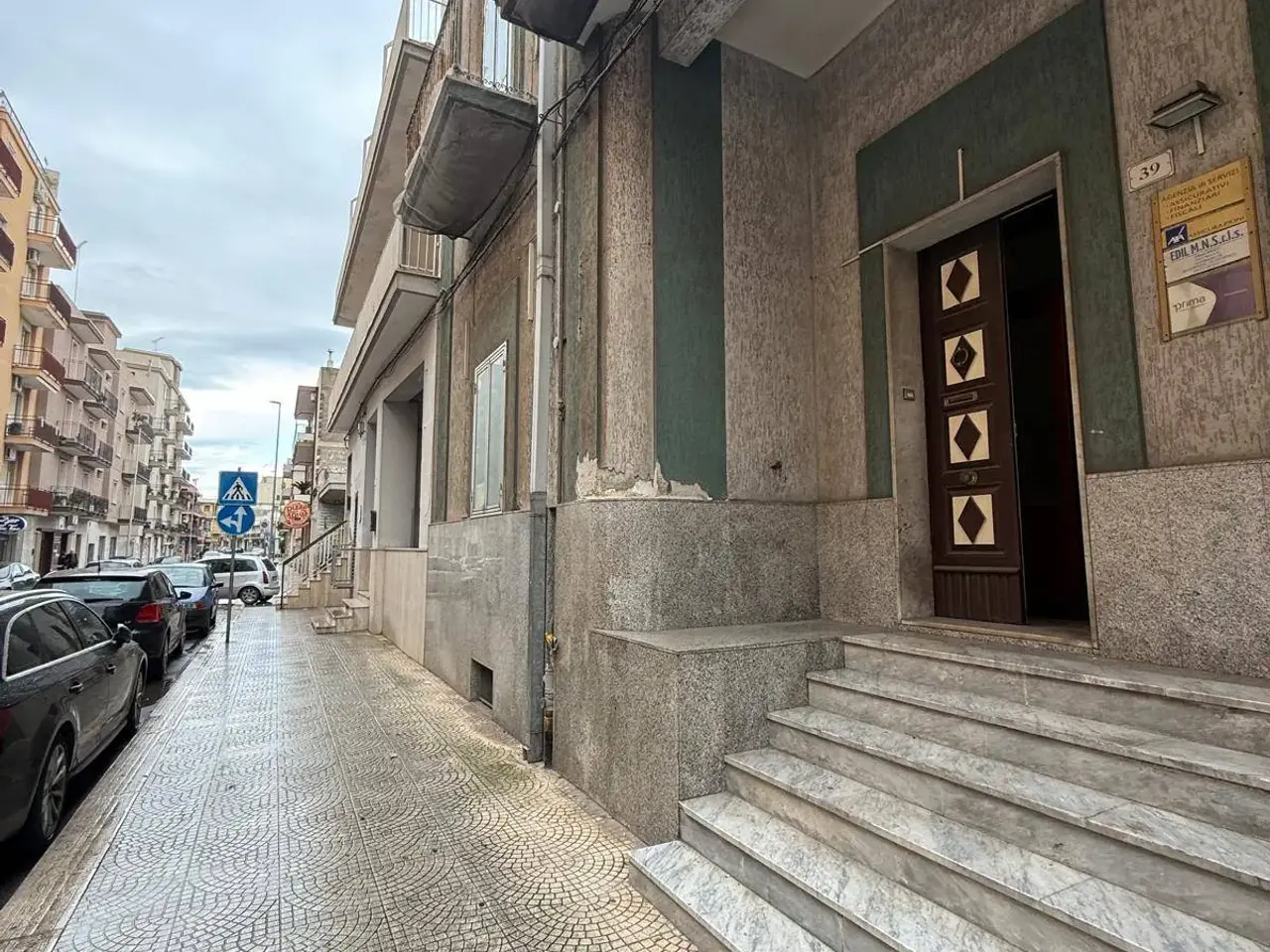 Ufficio in Viale Marconi 39, Massafra, {3} - Foto 1