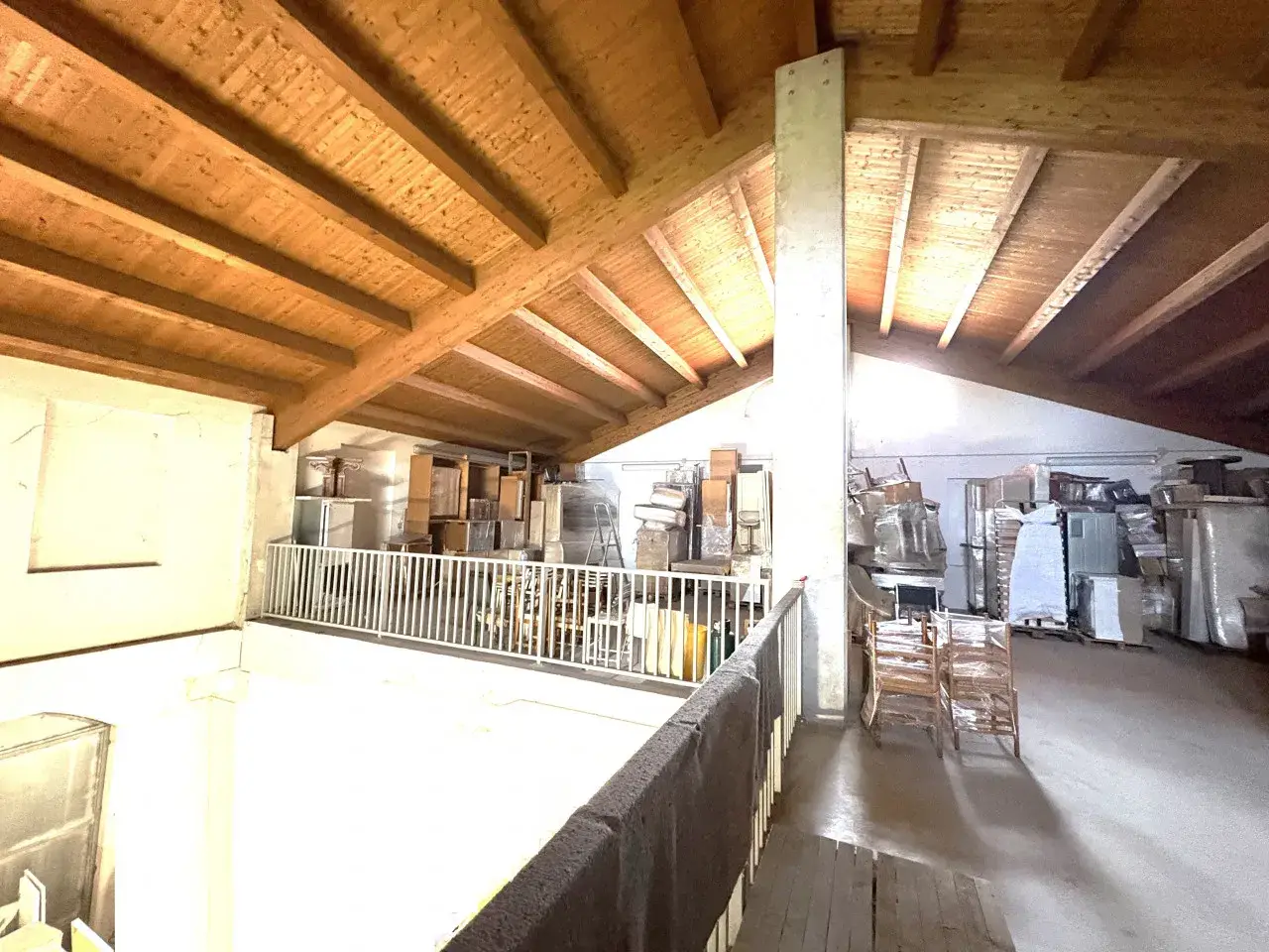 Magazzino in , Mirandola, {3} - Foto 1