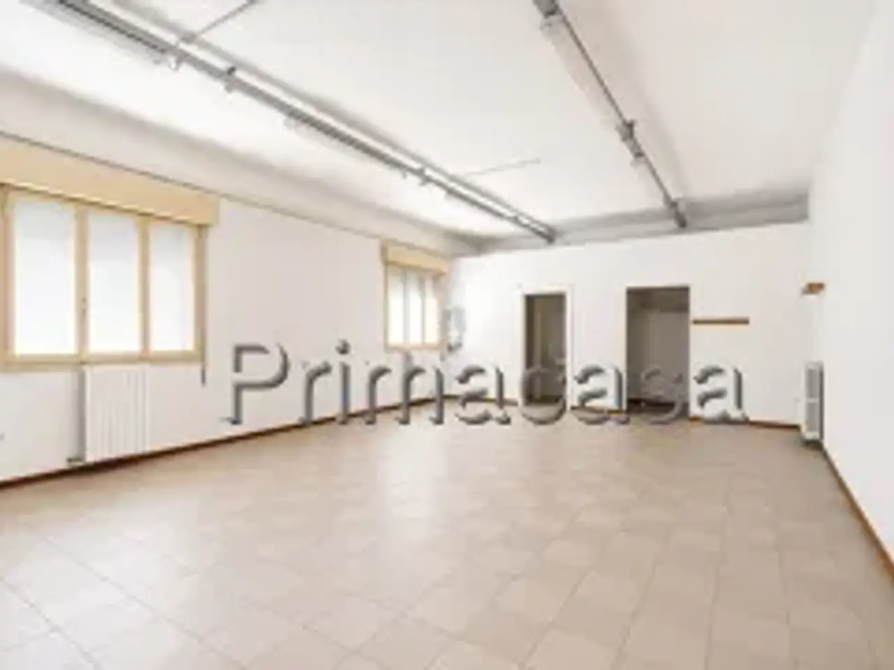 Negozio in Via Alghisi 30, Carpi, {3} - Foto 2