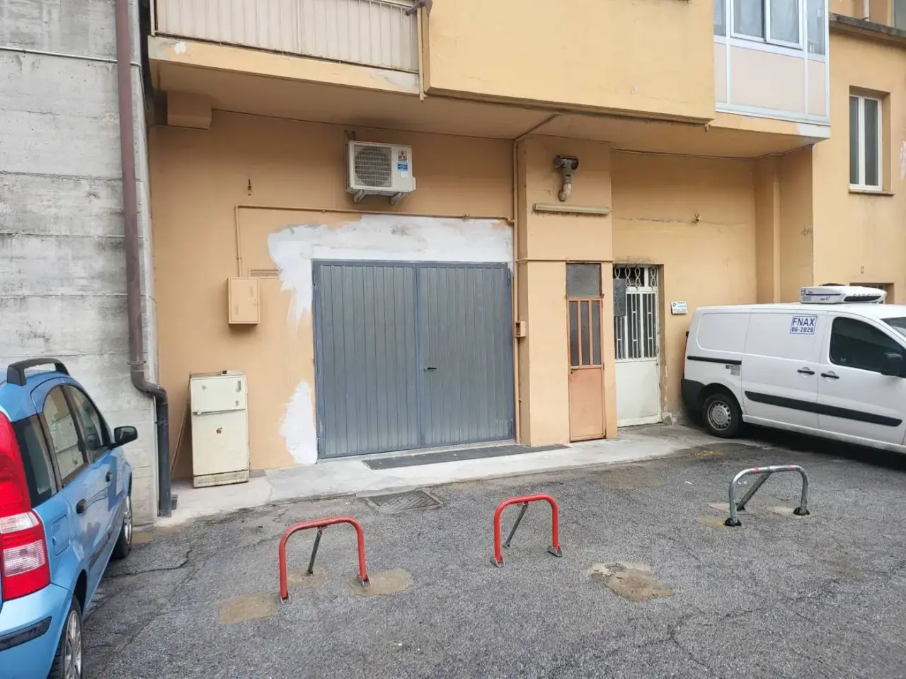 Magazzino in Via Antonio Stoppani Cuneo, Cuneo, {3} - Foto 2