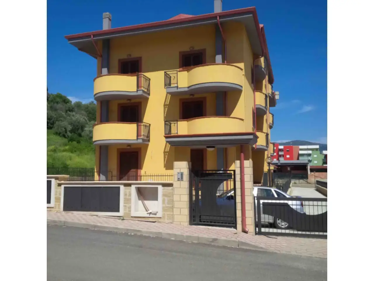 Garage - Autosilos - Parcheggio in Via Santa Maria Snc, Montalto Uffugo, {3} - Foto 1