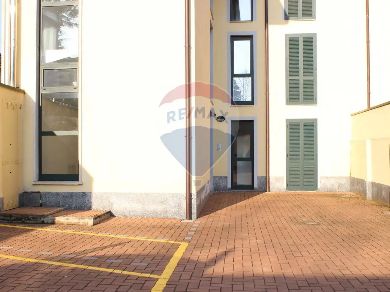 Ufficio in Via Marsala 58, Busto Arsizio, {3} - Foto 2