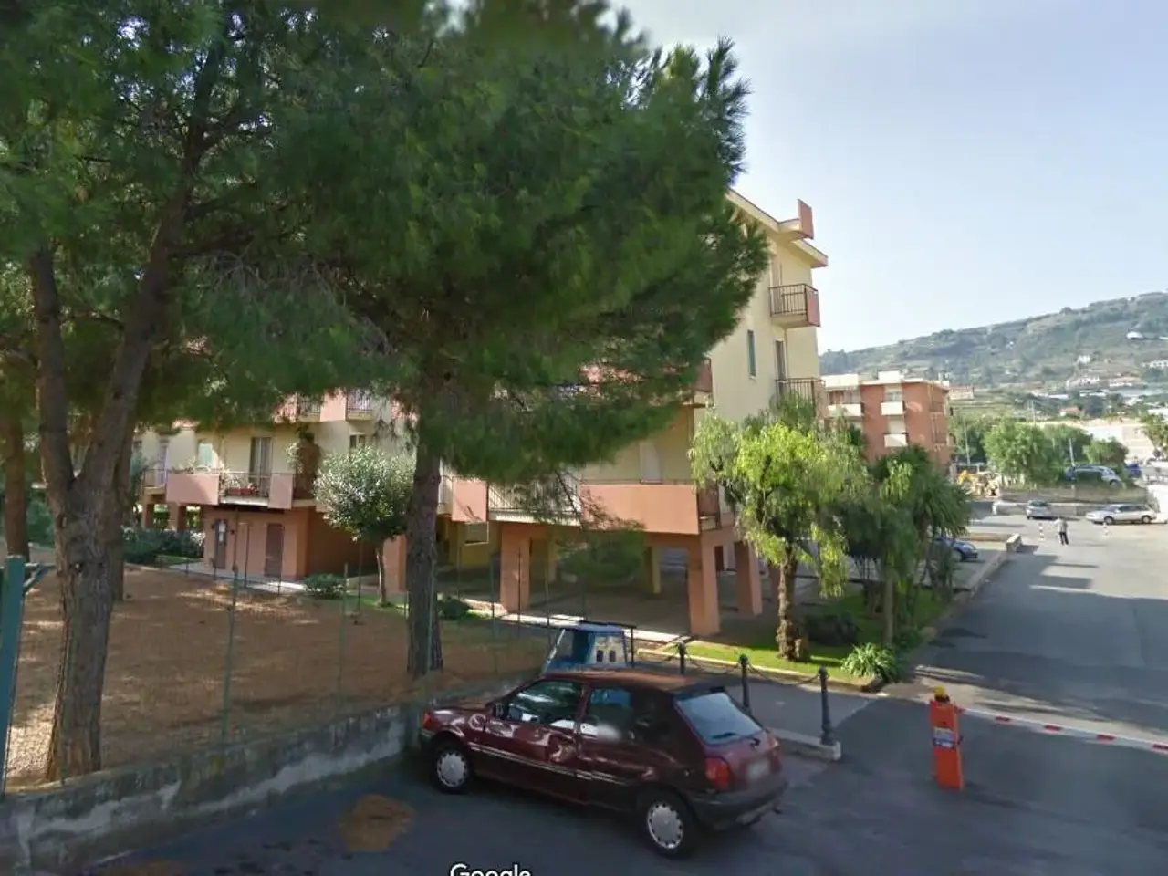 Parcheggio chiuso in Via San Francesco 125, Taggia, {3} - Foto 1