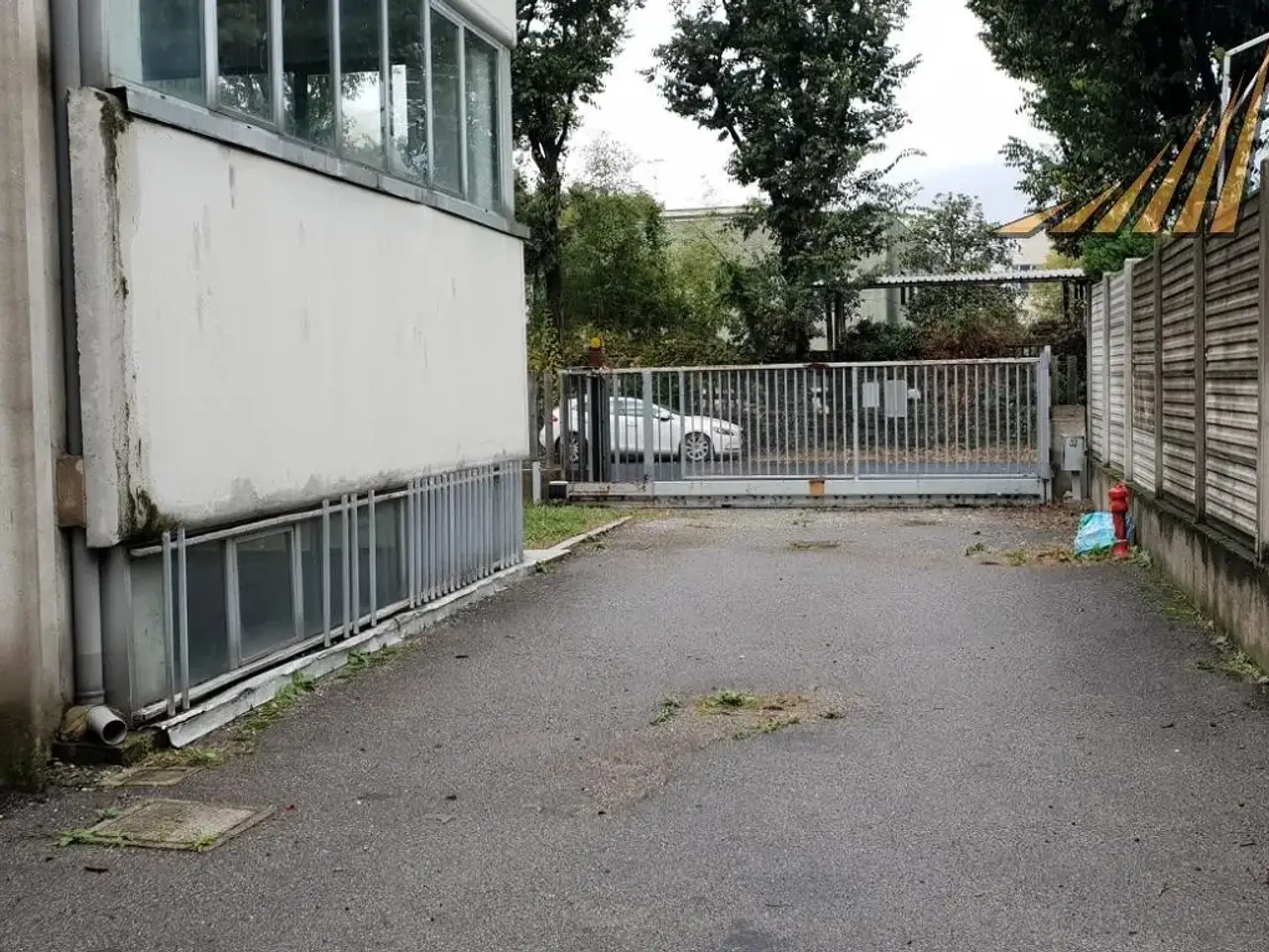 Capannone in Via Firenze 38, Cernusco Sul Naviglio, {3} - Foto 2