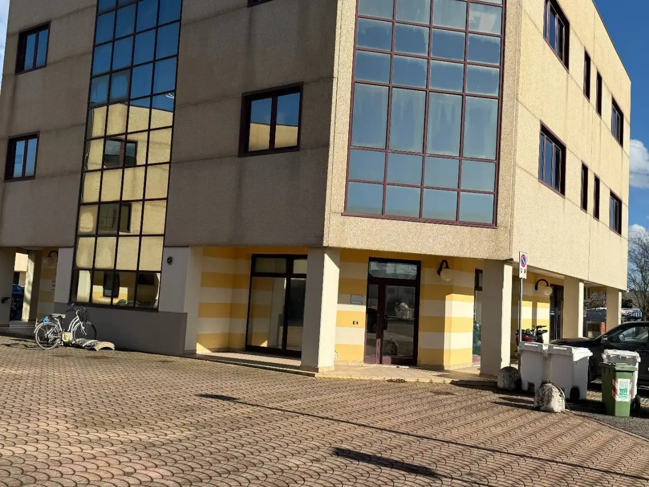 Ufficio in Porto Mantovano, Mantova, {3} - Foto 1