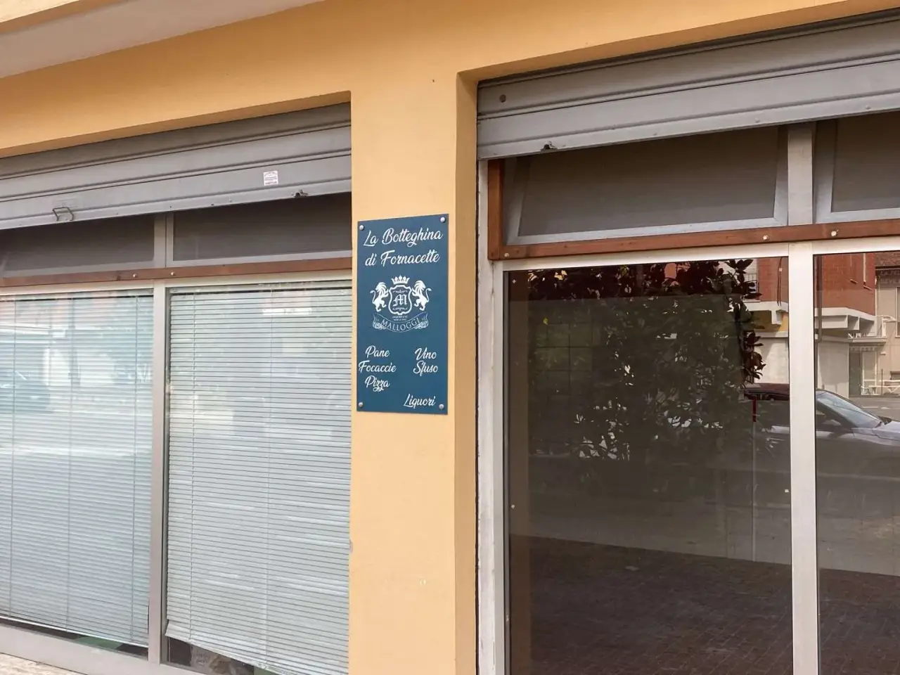 Palazzina commerciale in Via della Costituzione 24, Calcinaia, {3} - Foto 1