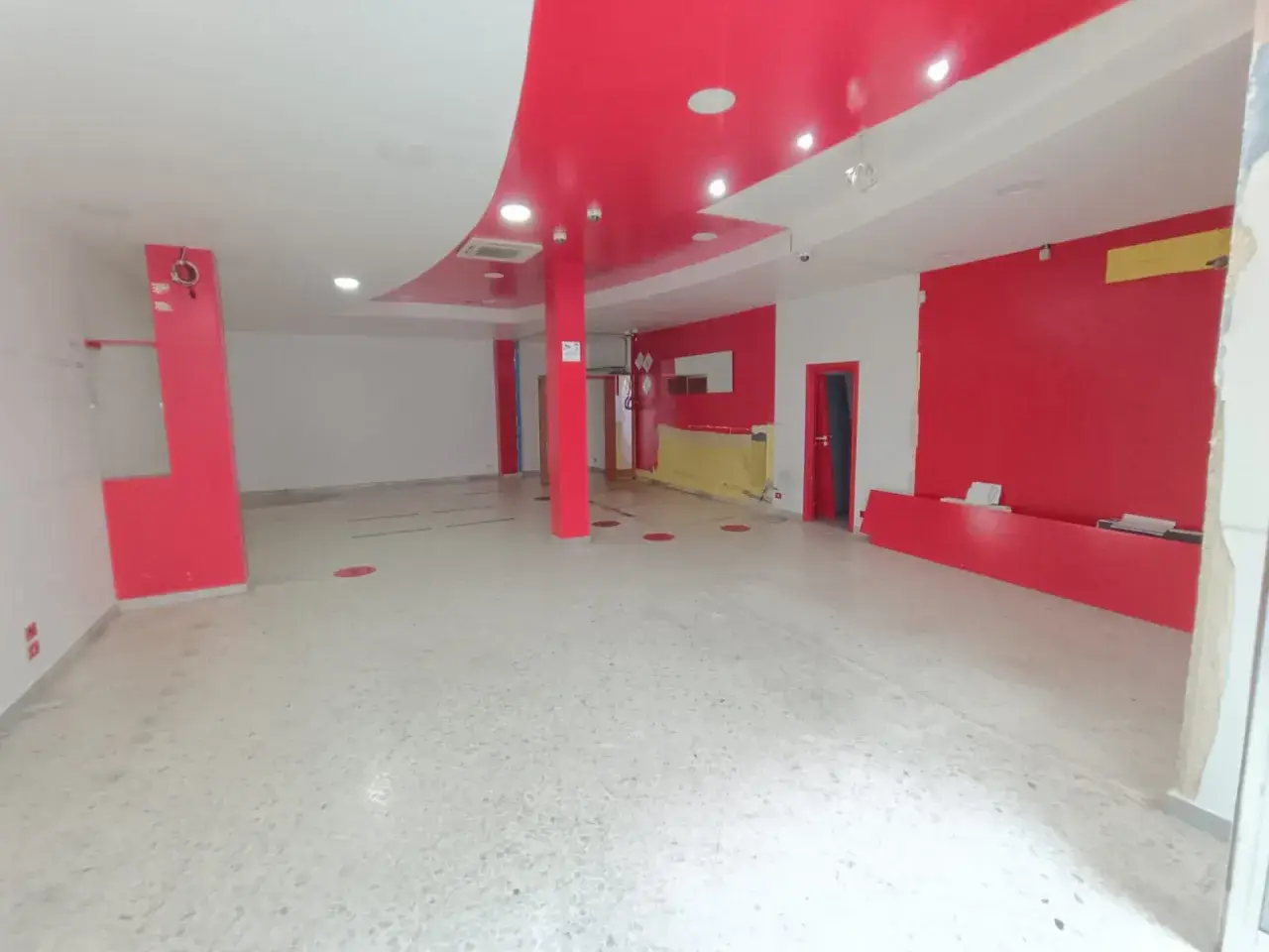 Negozio in Via Duca d'Aosta, 93, Andria, {3} - Foto 2